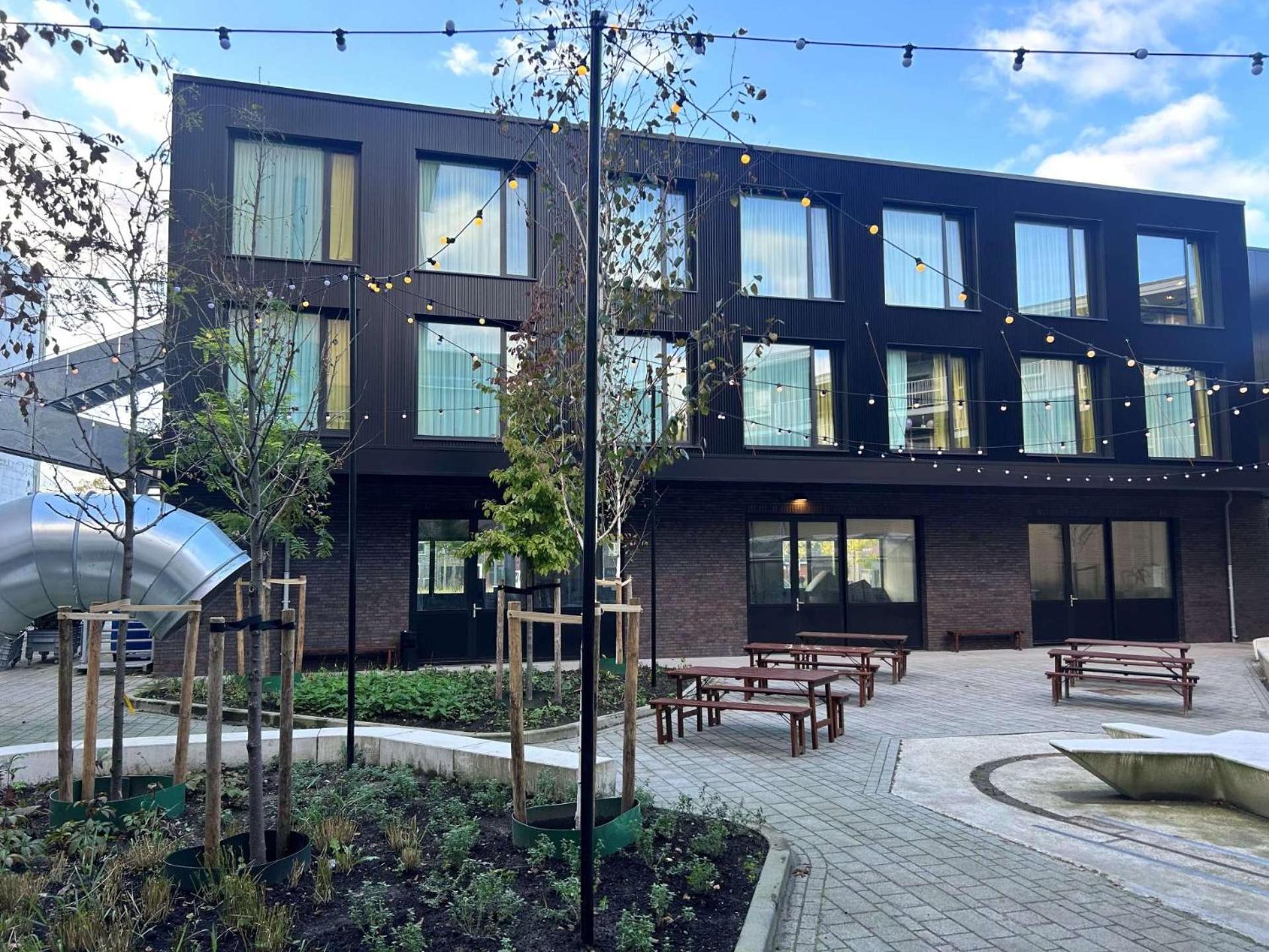 Moloko, Modern Designed Sleep & Shower Hotel In City Center, Digital Key By Sms Enschede Zewnętrze zdjęcie