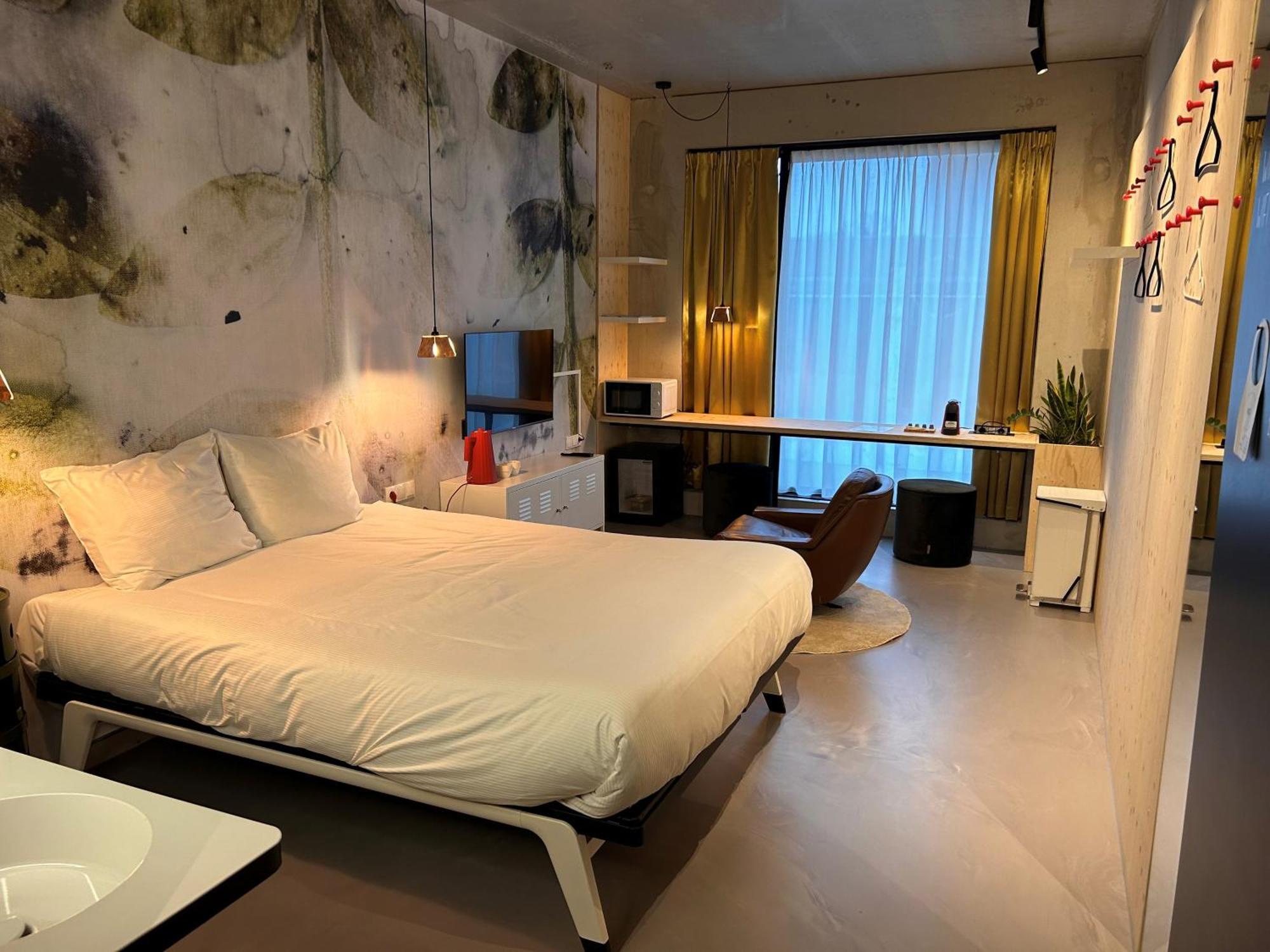 Moloko, Modern Designed Sleep & Shower Hotel In City Center, Digital Key By Sms Enschede Zewnętrze zdjęcie