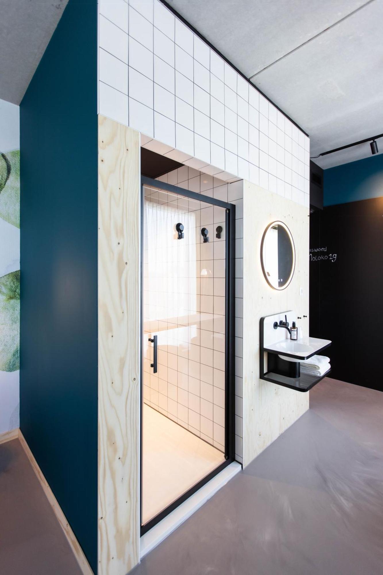 Moloko, Modern Designed Sleep & Shower Hotel In City Center, Digital Key By Sms Enschede Zewnętrze zdjęcie